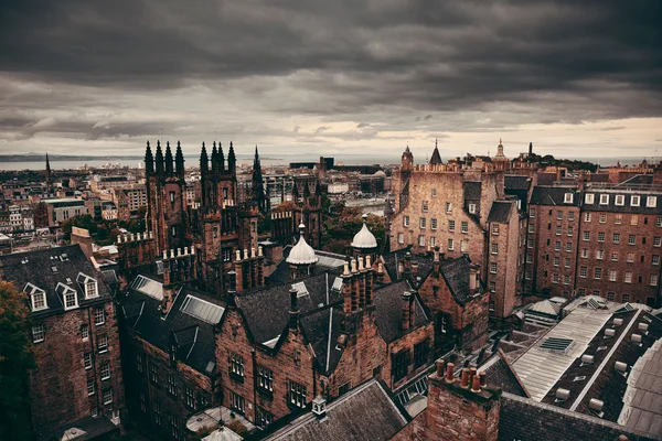 Edinburgh city dachdach — Stockfoto