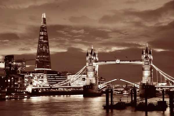 Историческая лондонская архитектура — стоковое фото