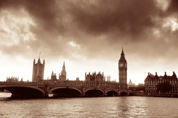 Evin Londra Parlamentosu'nun — Stok fotoğraf