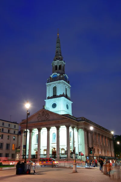 Widok placu Trafalgar Square — Zdjęcie stockowe