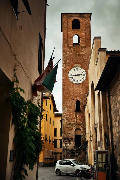 Lucca Ulice Pohled Santa Maria Del Carminein Zvonice Itálii — Stock fotografie