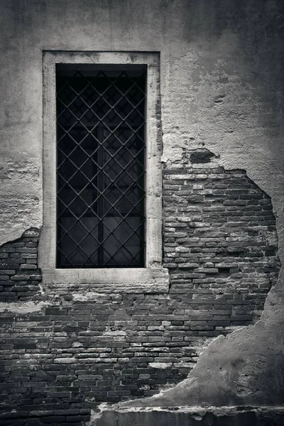 Detailní Pohled Okno Historických Budovách Benátkách Itálie — Stock fotografie