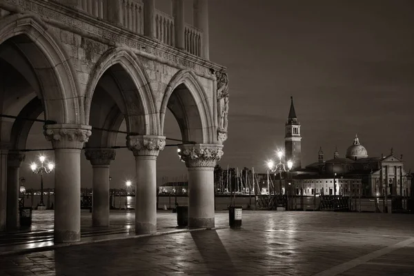 Ιστορικά Κτίρια Στην Piazza San Marco Και San Giorgio Maggiore — Φωτογραφία Αρχείου