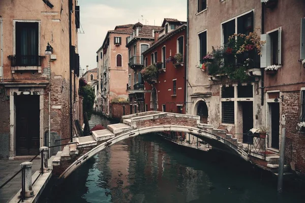 Brug Venetië Kanaal Italië — Stockfoto