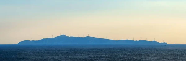 Větrná Turbína Ostrově Egejském Moři Řecko — Stock fotografie