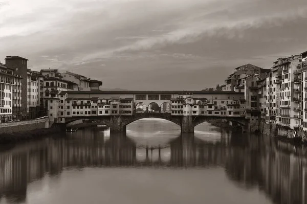 Ponte Vecchio Över Floden Arno Florens Italien — Stockfoto