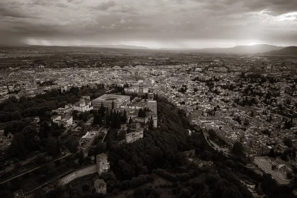 Luftutsikt Över Alhambra Med Historiska Byggnader Granada Spanien — Stockfoto