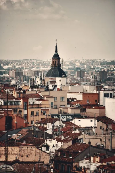 Madryt Panorama Dachu Budynków Dzwonnicy Kościoła Hiszpanii — Zdjęcie stockowe