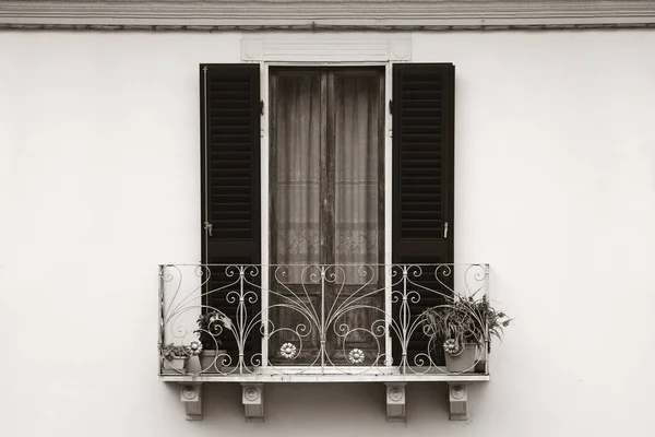 Vintage Fönster Närbild Medeltida Staden Lucca Italien — Stockfoto