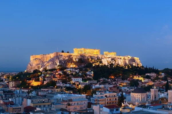 希腊雅典天际线顶部的夜景 — 图库照片