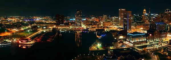 Baltimore Binnenhaven District Uitzicht Het Dak Nachts Met Stedelijke Gebouwen — Stockfoto