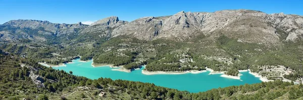 Piękny Widok Jezioro Castell Guadalest Miasta Górach Prowincji Alicante Hiszpania — Zdjęcie stockowe