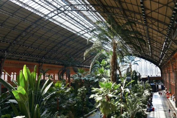 Madrid Espanha Maio 2018 Vista Interior Salão Estação Atocha Maior — Fotografia de Stock