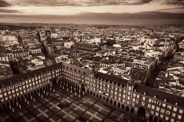 Μαδρίτη Plaza Mayor Εναέρια Θέα Ιστορικά Κτίρια Στην Ισπανία — Φωτογραφία Αρχείου
