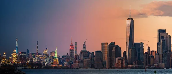 Ciudad Nueva York Skyline Centro Día Noche Con Arquitectura —  Fotos de Stock