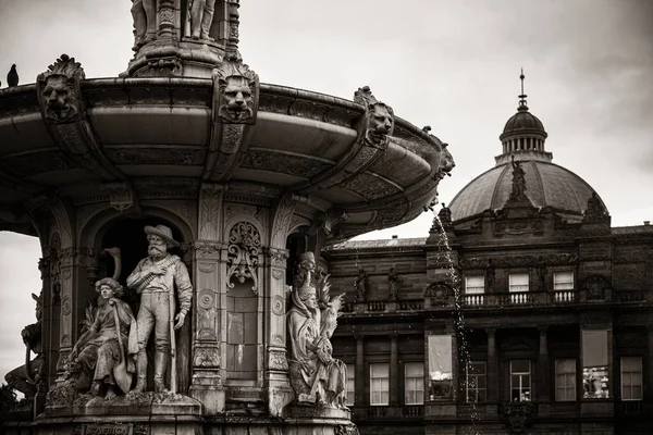 Palácio Povo Glasgow Com Fonte Vintage Escócia Reino Unido — Fotografia de Stock