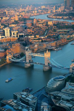 Londra hava
