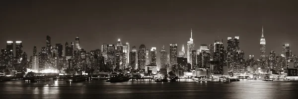 Midtown Manhattan skyline — Stock Photo, Image