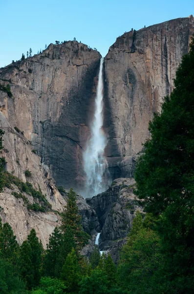 Watervallen in yosemite national park — Stockfoto