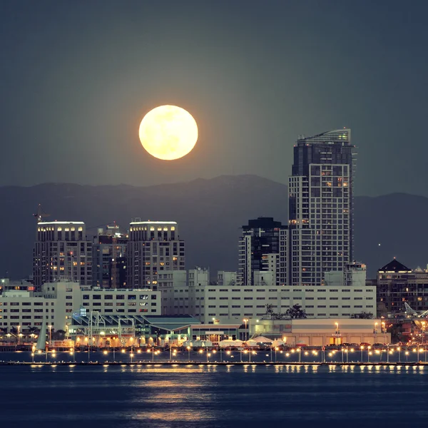 San Diego downtown skyline — Stockfoto