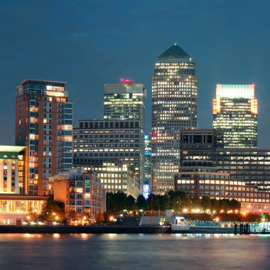 London Canary Wharf geceleri