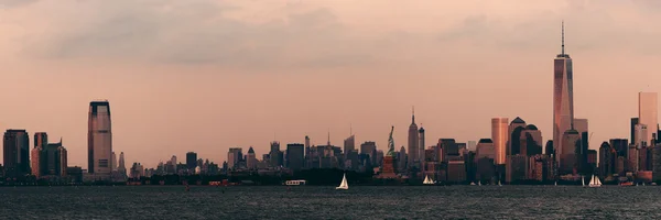 Skyline del centro di Manhattan — Foto Stock