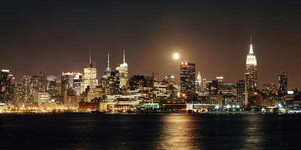Lune se lever Manhattan — Photo