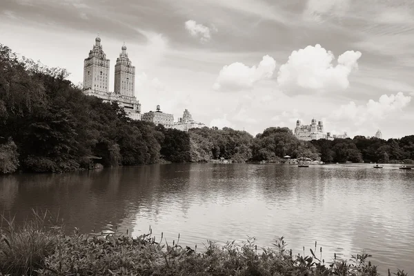 Central park wiosny — Zdjęcie stockowe