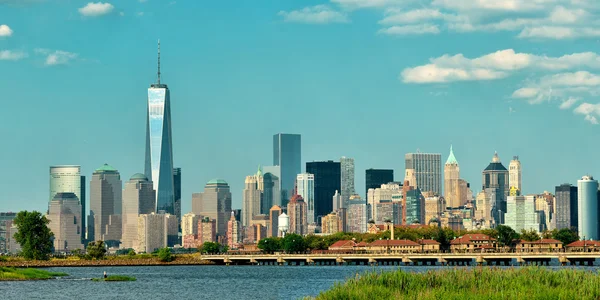 Manhattan downtown skyline — Stock Photo, Image