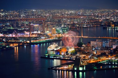 Osaka gece çatı görünümü