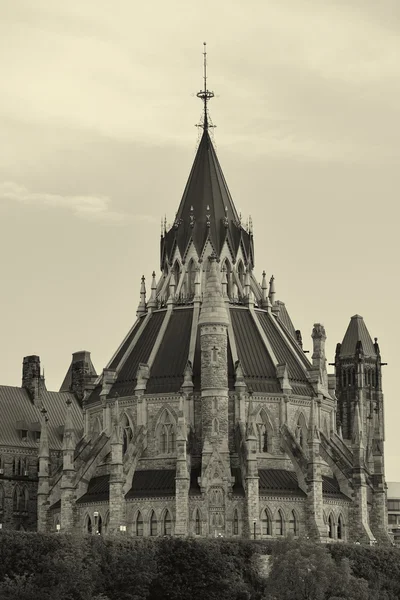 Parlament wzgórze biblioteki ottawa — Zdjęcie stockowe