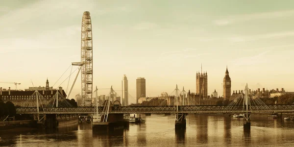 Panoramy river Thames — Zdjęcie stockowe