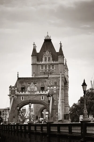 Tower bridge w czerni i bieli — Zdjęcie stockowe