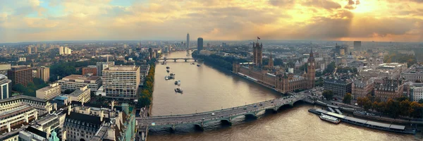 Westminster op het dak weergave — Stockfoto