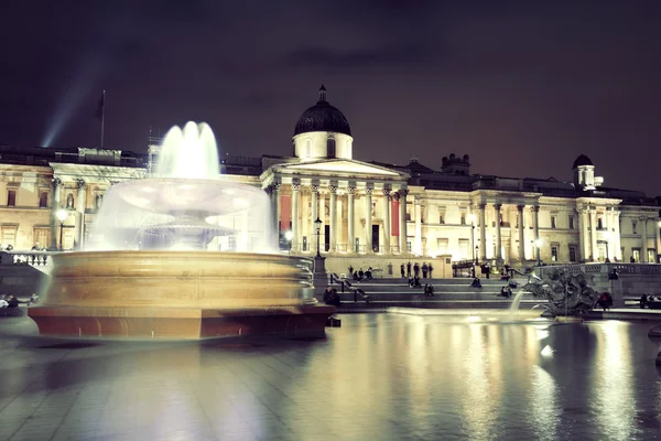 Piazza Trafalgar di notte — Foto Stock