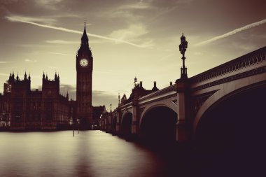 Londra görünümü alacakaranlıkta