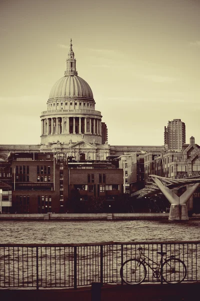 St Paul's cathedral — Stock Photo, Image