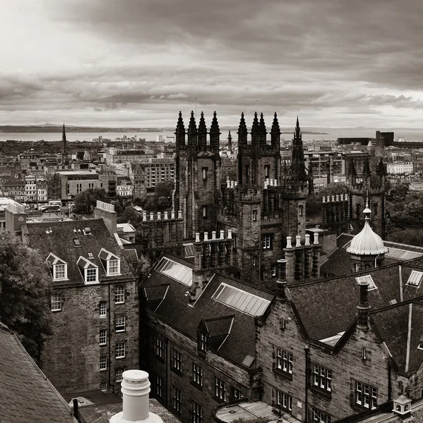 Ciudad de Edimburgo skyline — Foto de Stock