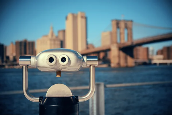 Binocular at waterfront in Manhattan — Stock Photo, Image