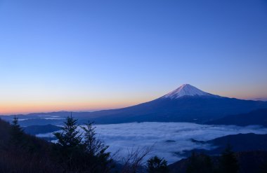 Lakeside Kawaguchi ve Mt.Fuji şafak