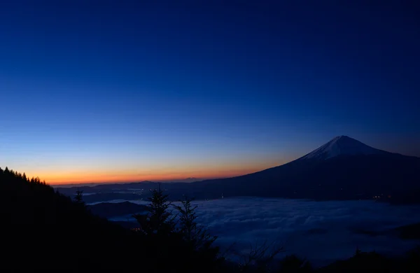 Δίπλα στη λίμνη του Καβαγκούτσι και Mt.Fuji την αυγή — Φωτογραφία Αρχείου