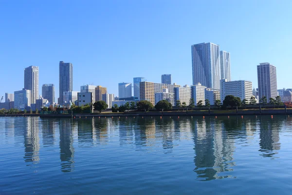 Höstlöv i Hamarikyu Gardens, Tokyo — Stockfoto