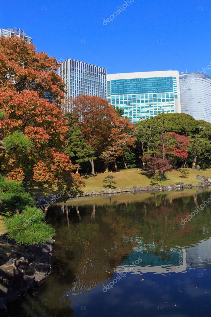 Hamarikyu Garden Is Located In Central Tokyo Alongside Tokyo Bay The Traditionally Styled Garden Stands In Stark Contrast To The Skyscrapers Of The Adjacent Shiodome District Larastock Hamarikyu Garden Is Located In Central Tokyo Alongside Tokyo Bay The Traditionally Styled Garden Stands In Stark Contrast To The Skyscrapers Of The Adjacent Shiodome District Larastock