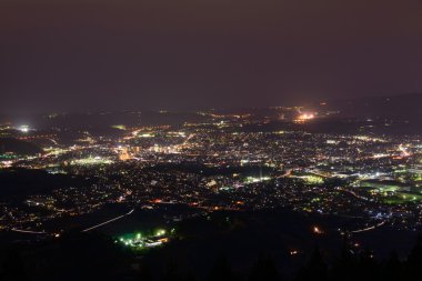 Yabitsu pass: Kanagawa, Japan alacakaranlıkta görünümden yatay