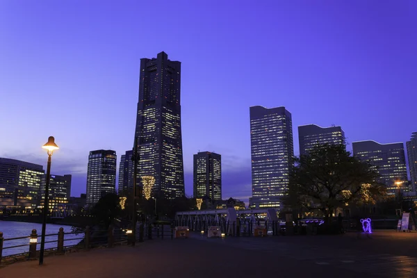 Skyscraper at Minatomirai, Yokohama in the twilight — Stock Photo, Image