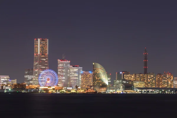 Wolkenkratzer bei Minatomirai, Yokohama bei Nacht — Stockfoto