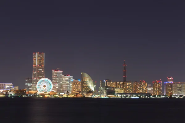 Skyscraper at Minatomirai, Yokohama at night — Stock Photo, Image