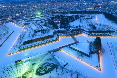 Hakodate, Hokkaido'da alacakaranlıkta Goryokaku