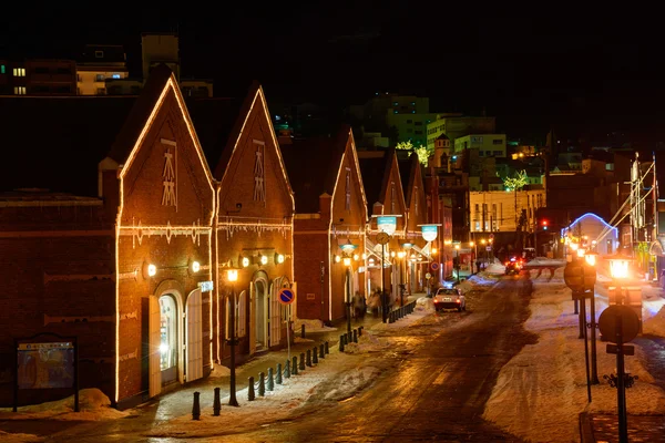 Armazém de tijolos vermelhos Kanemori à noite em Hakodate, Hokkaido — Fotografia de Stock