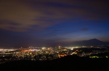 Morioka şehir alacakaranlık